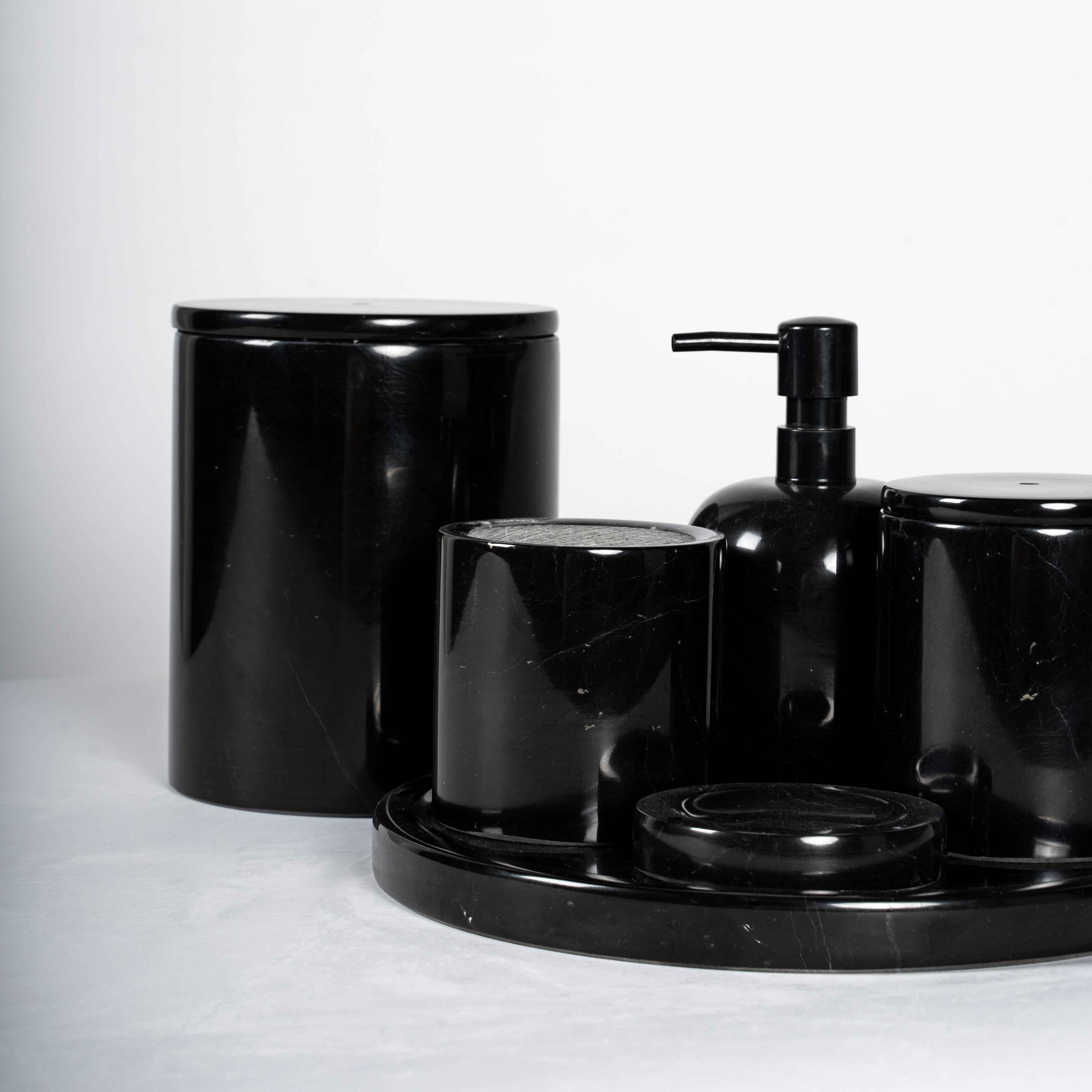 Noir Luxe – Mermer Banyo Seti