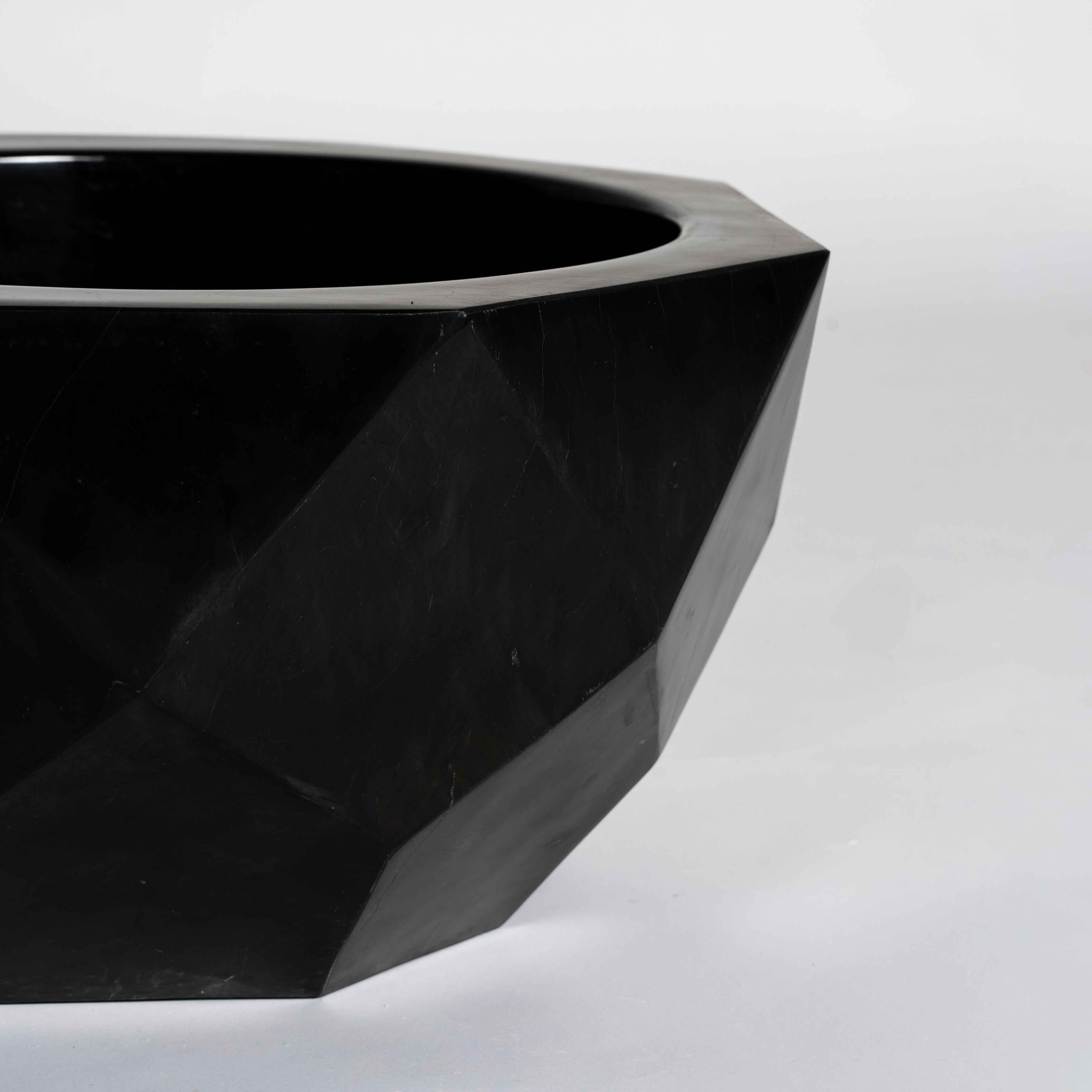 Nero Mermer Hamam Kurnası