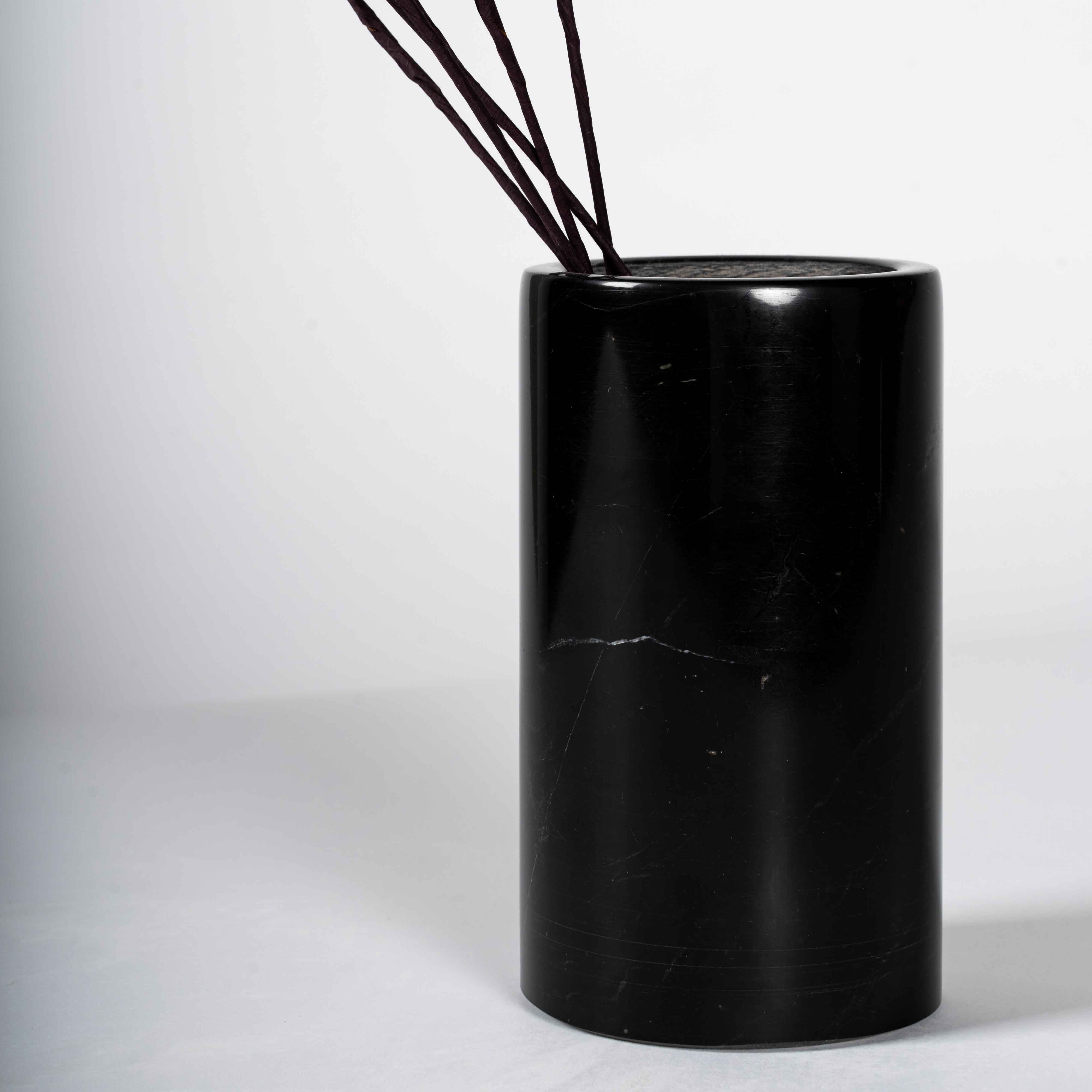 Obsidian Mermer Vazo