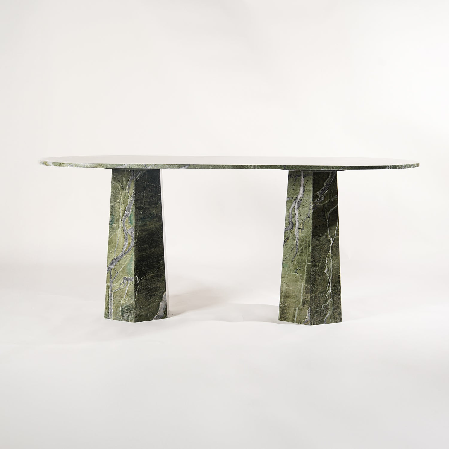 Teos  Mermer Yemek Masası